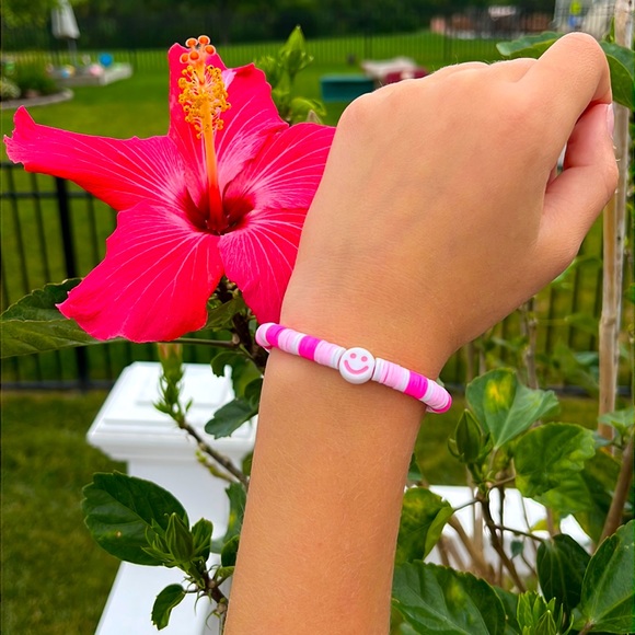 Other - Preppy pink bracelet 🌺